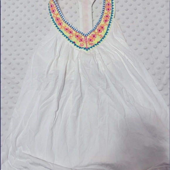 Victoria’s Secret Built-in Bra Top - Picture 2 of 3